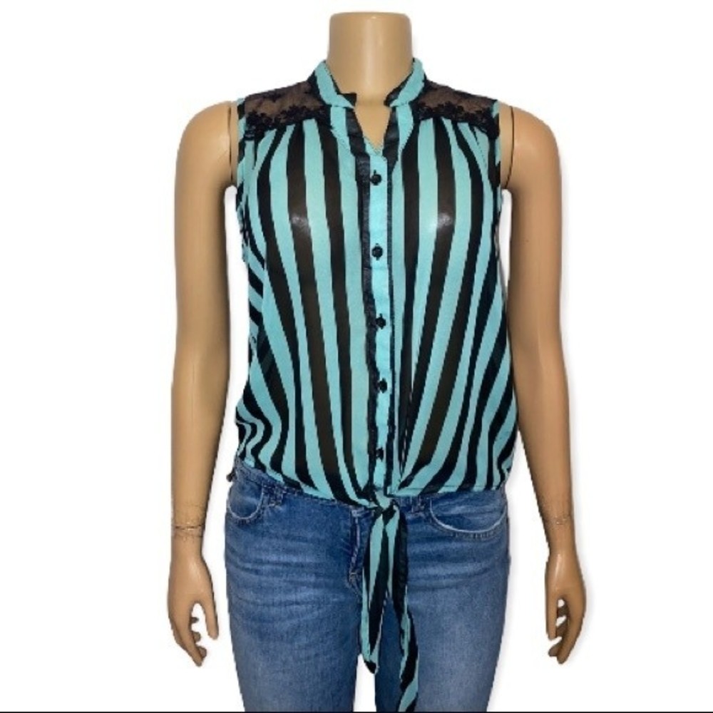 E M Top sleeveless Tie waist striped Buttons up Green / black size S